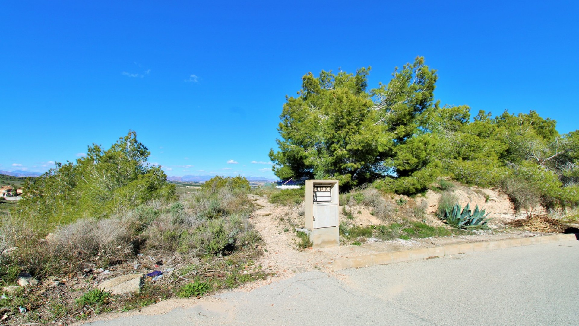 Återförsäljning - Vomt Mark -
San Miguel de Salinas