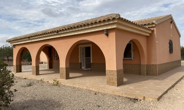 Byhus - Videresalg - Fuente Álamo - Fuente Álamo