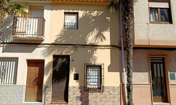 Byhus - Videresalg - Hondón de los Fráiles - Hondón de los Fráiles