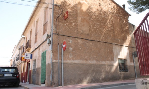 Byhus - Videresalg - Pinoso - calle lepanto