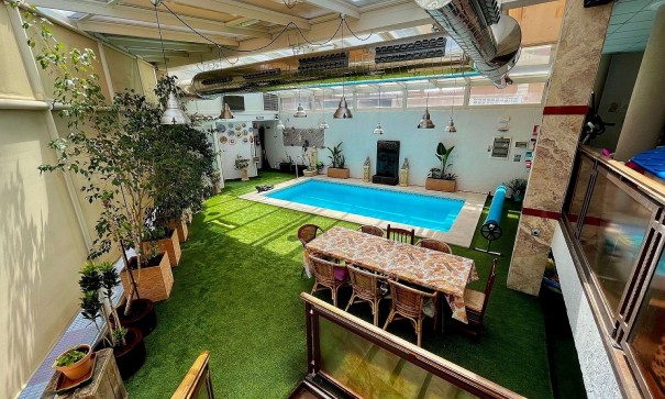 Byhus - Videresalg - SAX - SAX