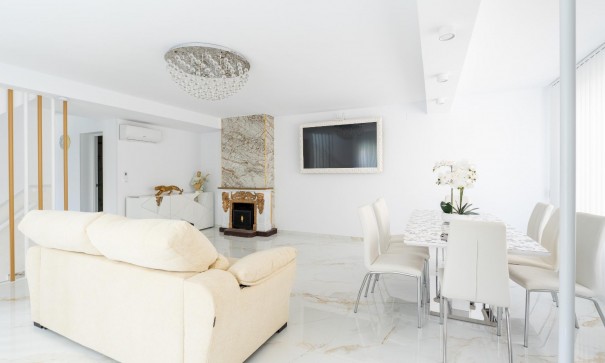 Byhus - Videresalg - Torrevieja - Punta prima