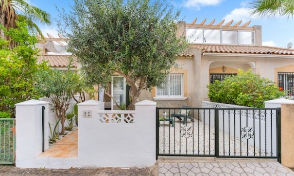 Byhus - Videresalg - Villamartín - Monte Golf