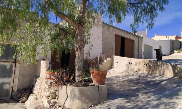 Casa de pueblo - Venta - Hondón de los Fráiles - Hondón de los Fráiles