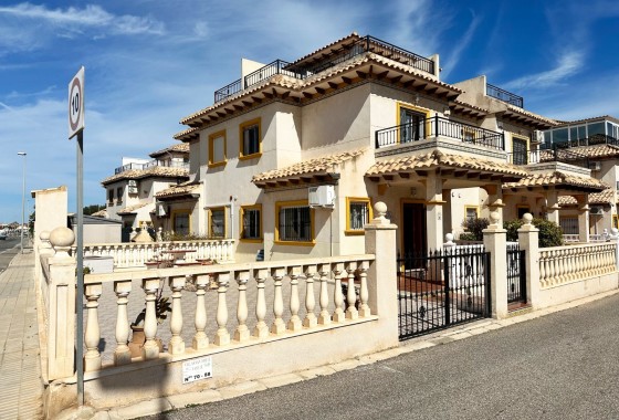 Casa de pueblo - Venta - Orihuela Costa - Costa Blanca