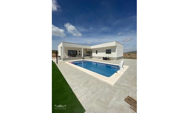 Casa de pueblo - Venta - Pinoso - Pinoso Alicante