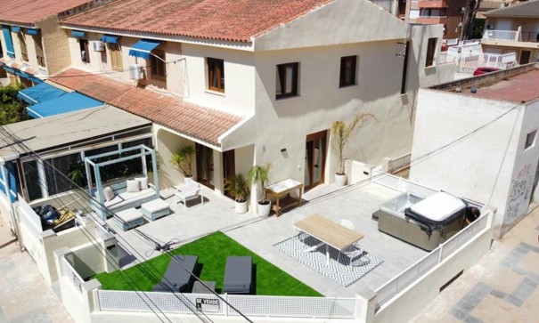 Casa de pueblo - Venta - Santiago de la ribera - Santiago de la Ribera