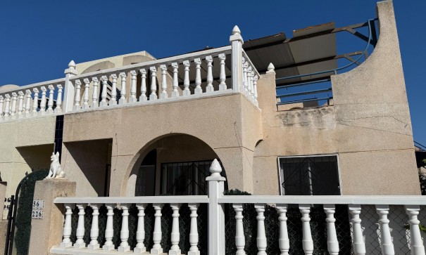 Casa de pueblo - Venta - Torrevieja - Carrefour
