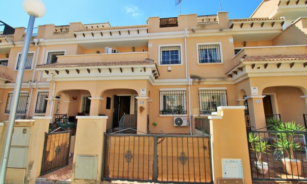 Casa de pueblo - Venta - Villamartín - Villamartín