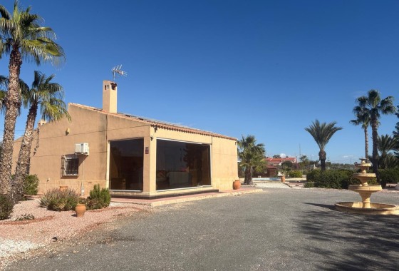 Chalet Independiente - Venta - Albatera -
                Albatera