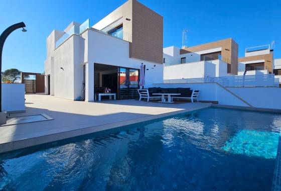 Chalet Independiente - Venta - Algorfa - Algorfa