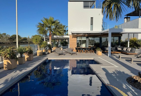 Chalet Independiente - Venta - Algorfa - La Finca Golf