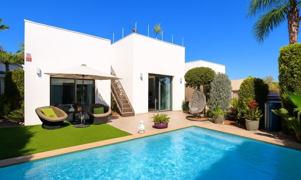 Chalet Independiente - Venta - Benijofar - Benijofar - Village