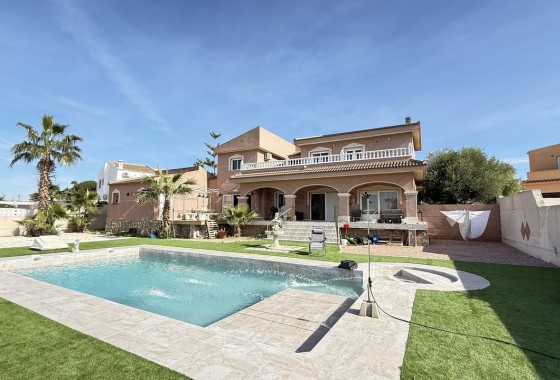 Chalet Independiente - Venta - Benijofar - Costa Blanca