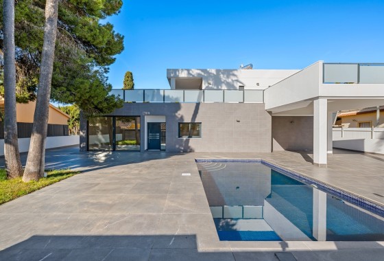Chalet Independiente - Venta - Campoamor - Campoamor