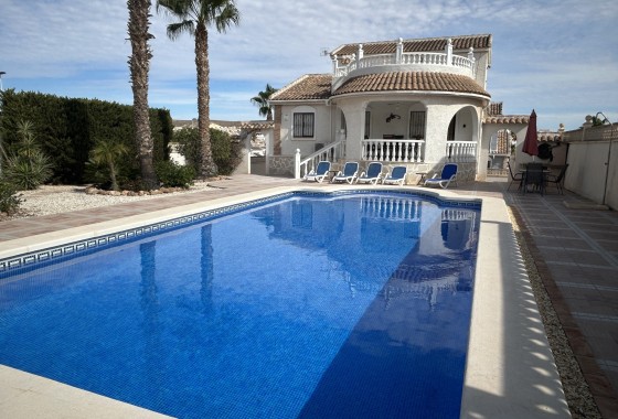 Chalet Independiente - Venta - Camposol -
                Camposol