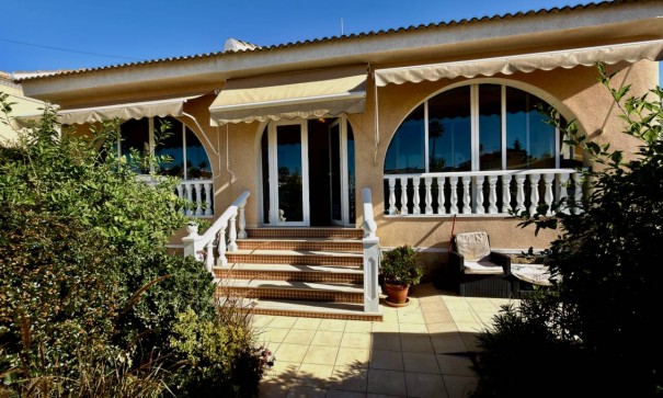 Chalet Independiente - Venta - Ciudad Quesada - Rojales - Rojales