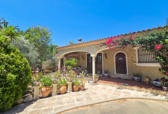 Chalet Independiente - Venta - Elche -
                Elche