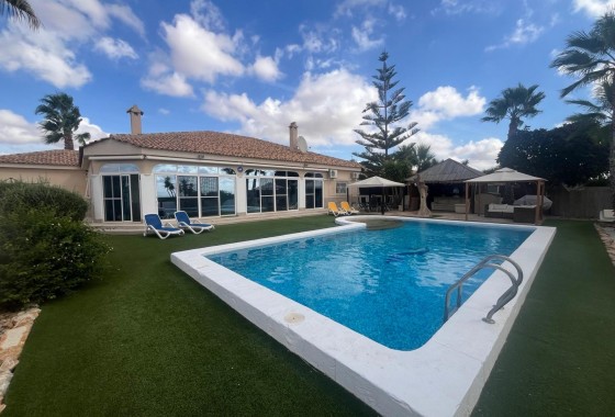 Chalet Independiente - Venta - Gea y Truyols - Inland