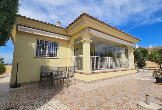 Chalet Independiente - Venta - La Marina -
                La Marina