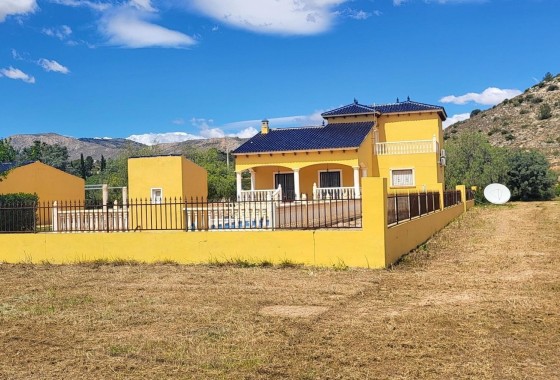 Chalet Independiente - Venta - La Romana - La Romana