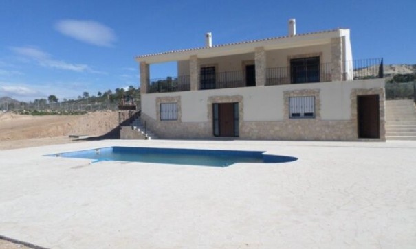 Chalet Independiente - Venta - La Romana - La Romana