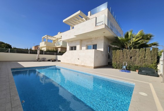 Chalet Independiente - Venta - La Zenia - Costa Blanca