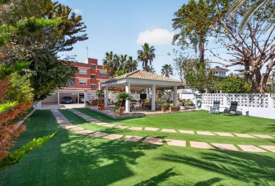 Chalet Independiente - Venta - Lo Pagan -
                Lo Pagán