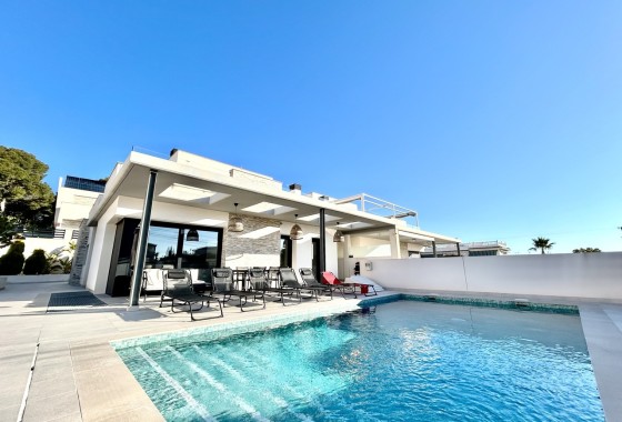 Chalet Independiente - Venta - Los Balcones - Los Altos del Edén - Costa Blanca