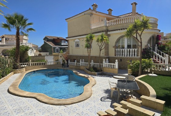 Chalet Independiente - Venta - Monforte del Cid -
                Monforte del Cid