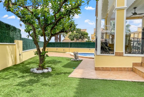 Chalet Independiente - Venta - Orihuela Costa - Los Dolses