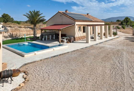 Chalet Independiente - Venta - Pinoso - Pinoso