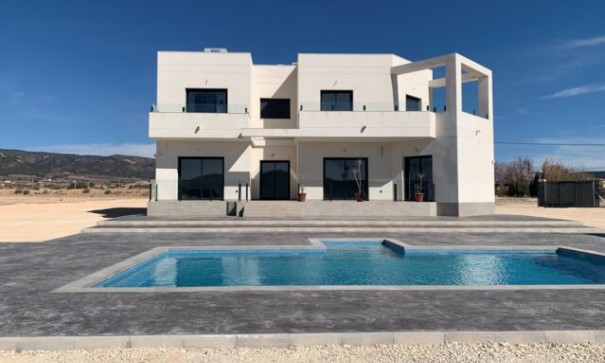 Chalet Independiente - Venta - Pinoso - Pinoso