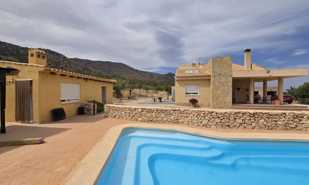 Chalet Independiente - Venta - Salinas - Salinas