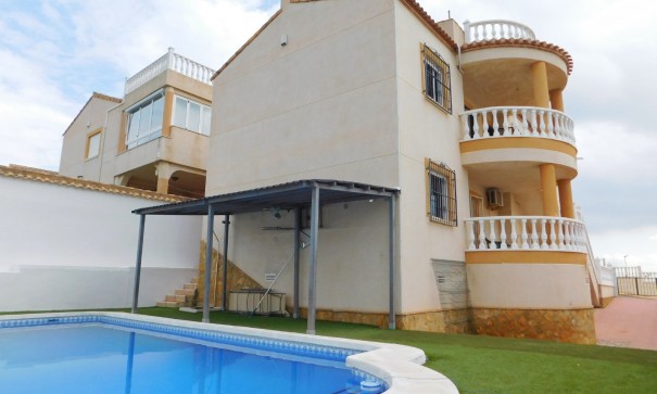 Chalet Independiente - Venta - San Miguel de Salinas - San Miguel de Salinas
