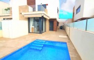 Chalet Independiente - Venta - San Pedro del Pinatar - C3D-71213