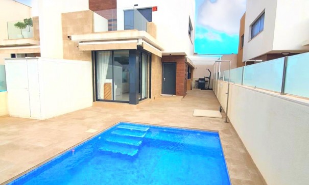 Chalet Independiente - Venta - San Pedro del Pinatar - San Pedro de Pinatar