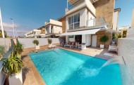 Chalet Independiente - Venta - Torrevieja - CSP-38684