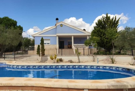 Chalet Independiente - Venta - Yecla - Yecla