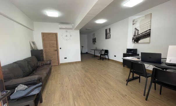 Comercial - Venta - Guardamar del Segura - Comunidad Valenciana