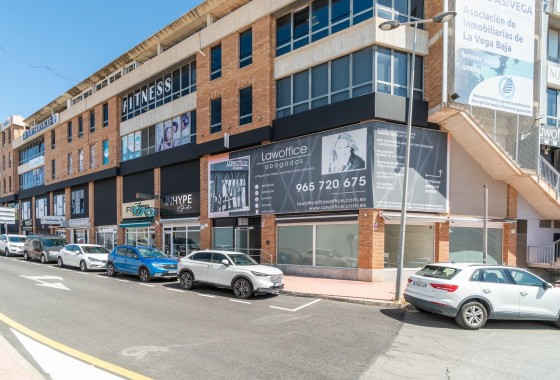 Commercial - Long time Rental - Orihuela Costa -
                Playa Flamenca