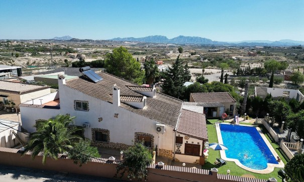 Commercial - Sale - Fortuna - Fortuna