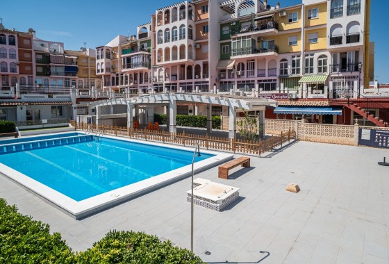 Commercieel - Herverkoop - Torrevieja -
                La Veleta