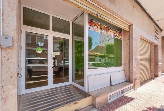 Commercieel - Herverkoop - Torrevieja -
                Torrevieja