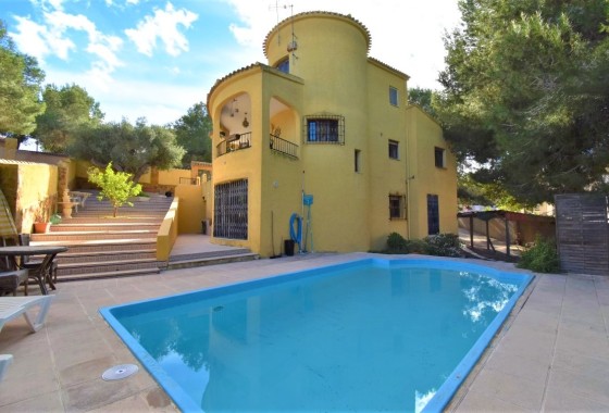 Detached Villa - Herverkoop - Orihuela Costa - Villamartin