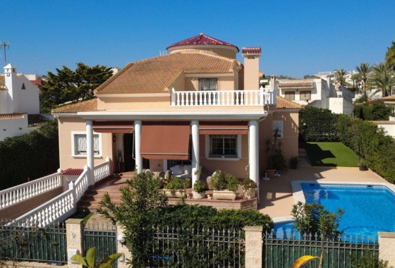 Detached Villa - Herverkoop - Torrevieja - Torrelamata - La Mata