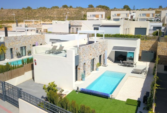 Detached Villa - Resale - Algorfa - La Finca Golf Resort