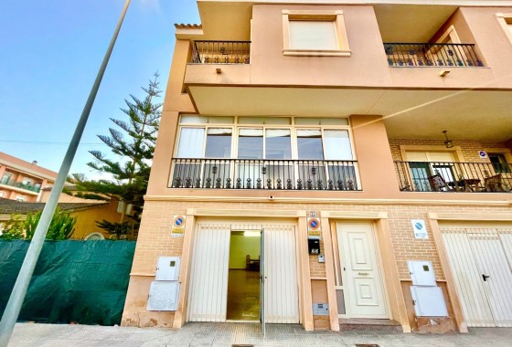 Detached Villa - Resale - Almoradí -
                Almoradí