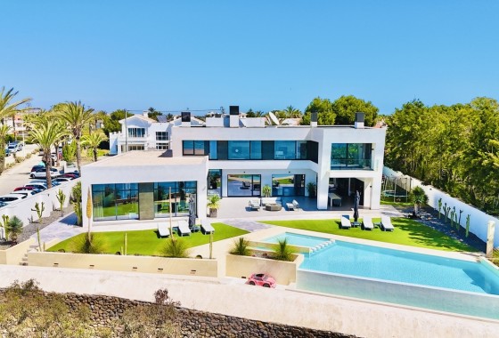 Detached Villa - Resale - Cabo Roig -
                Cabo Roig