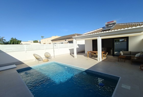 Detached Villa - Resale - El Chaparral -
                El Chaparral